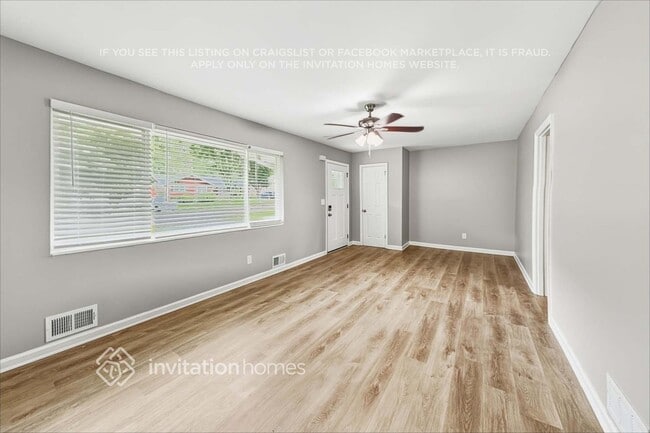 Photo - 8490 Meadowbrook Dr