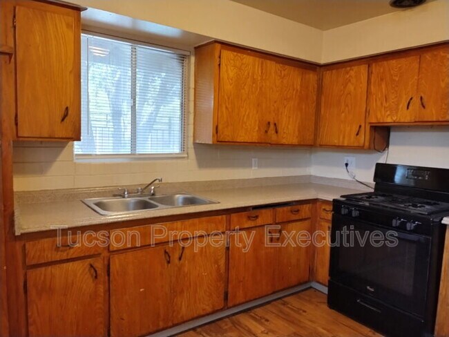 Photo - 8934 S Nogales Hwy