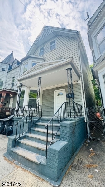 Building Photo - 131 S 8th St Unit 3