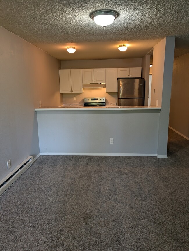 Building Photo - 17431 Ambaum Blvd S Unit C38