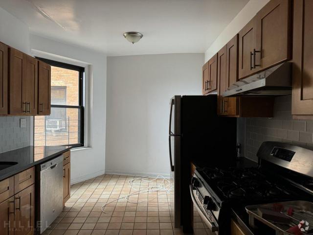 Building Photo - 2 bedroom in FLUSHING NY 11358 Unit 3GN Rental