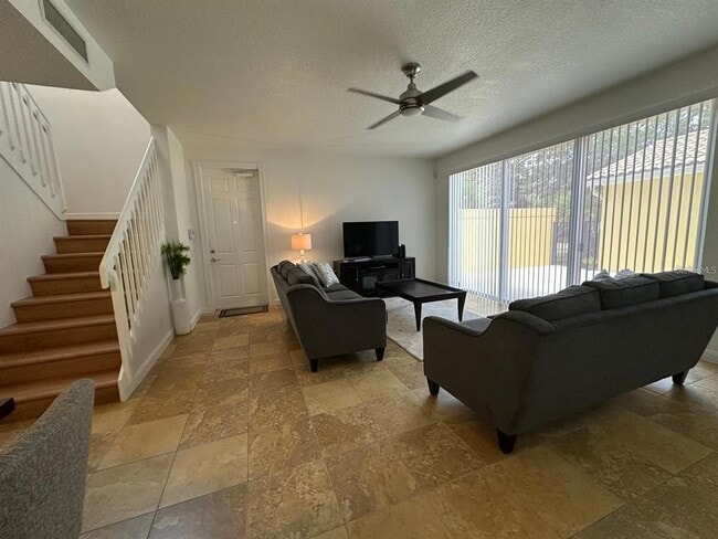 Photo - 8523 Leatherleaf Ln
