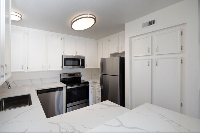 Photo - Fountain Estates Apartments