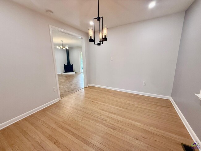 Photo - 519 Arrowhead Trl