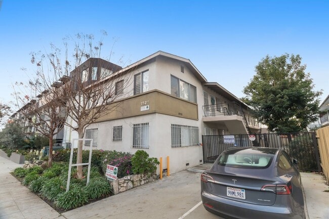 Photo - 1521 Beloit Avenue,