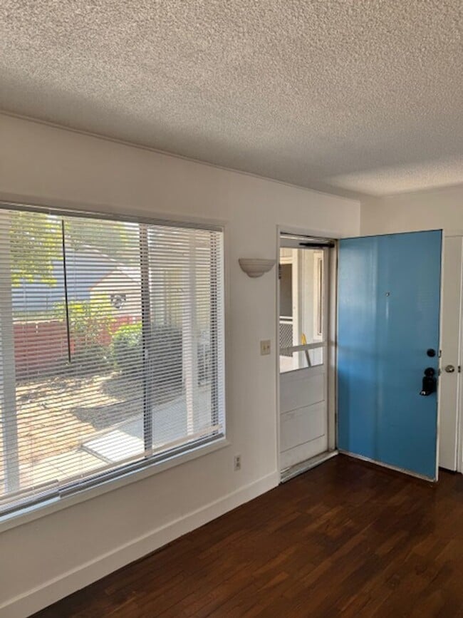 Photo - 510-512 PLUM Unidad 510