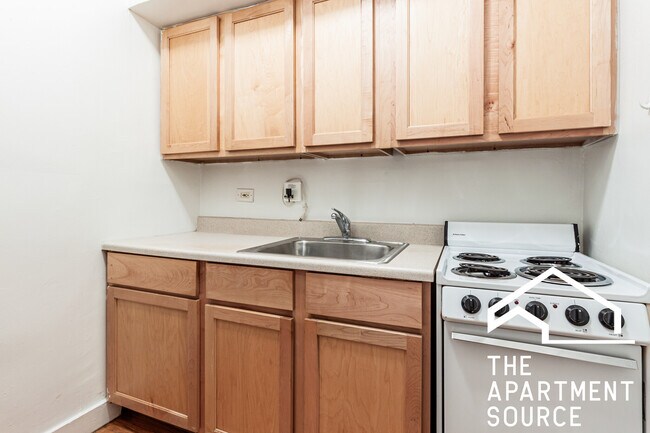 Photo - 536 W Arlington Pl Unit 116