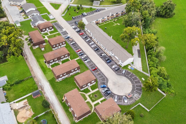 Photo - 2710 Center St