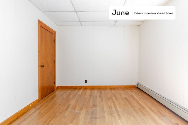 Photo - Room in Shared 5 bed/1 bath home Unit D