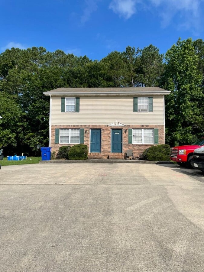 MOUSE CREEK RD 5719-5721 - MOUSE CREEK RD 5719-5721 Apartment Unit 5719