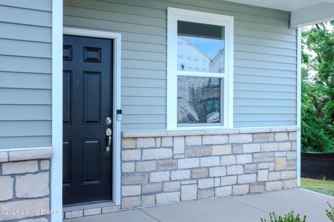 Photo - 8300 Fairmount Rd
