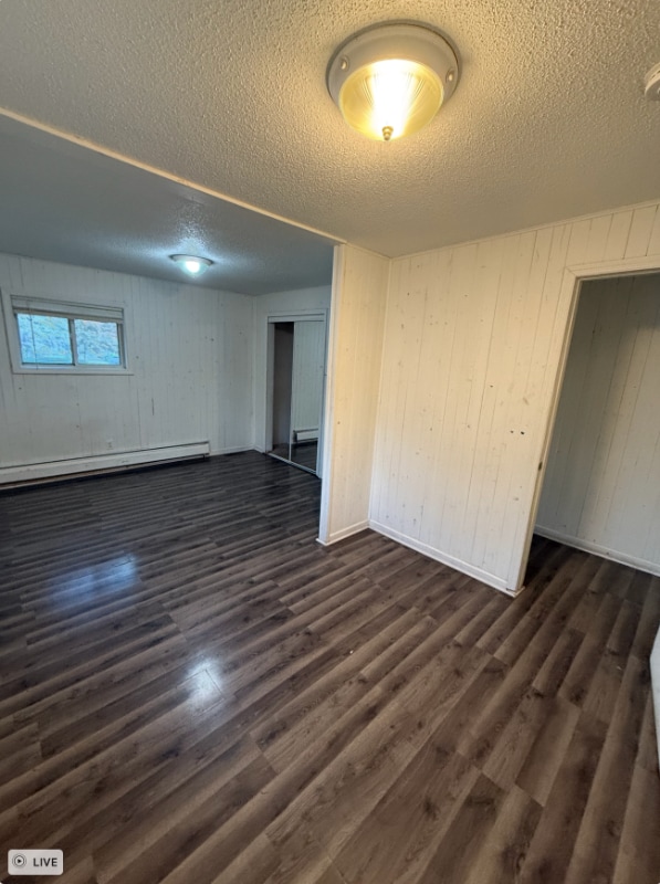Photo - 715 Dewey Ave N