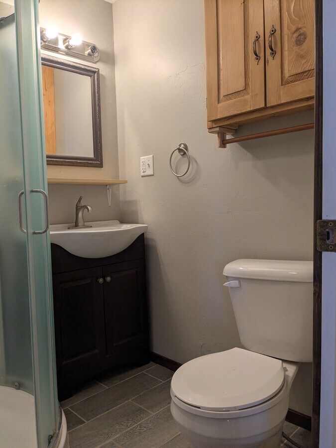 Photo - 1370 Overlook Rd