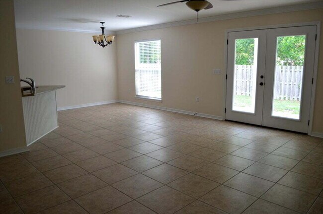 Photo - "Charming 3-Bed home with 2.5 Baths in the Heart of Shalimar!"