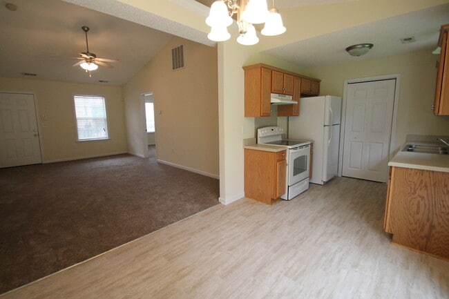 Photo - Exclusively Offered by Muse Realty, LLC