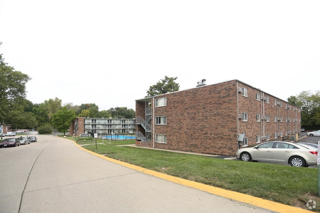 Cabana West Apartments - Cabana West Apartments