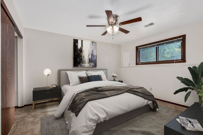 Photo - 1458 S Nicolet Rd Unidad 1458 Nicolet