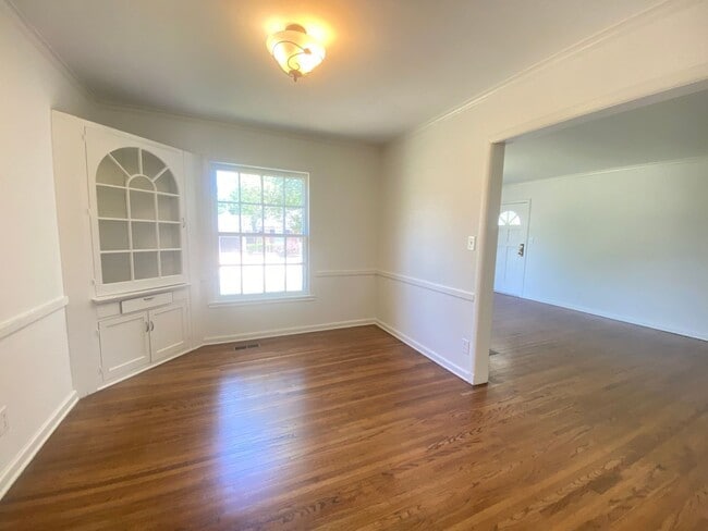 Photo - Beautiful two bedroom, one bath home in desirable Florence Park South.