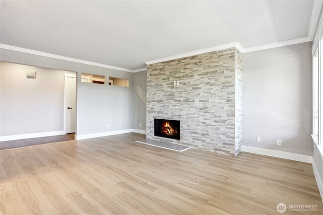 Photo - Newly remodeled Juanita Gem!