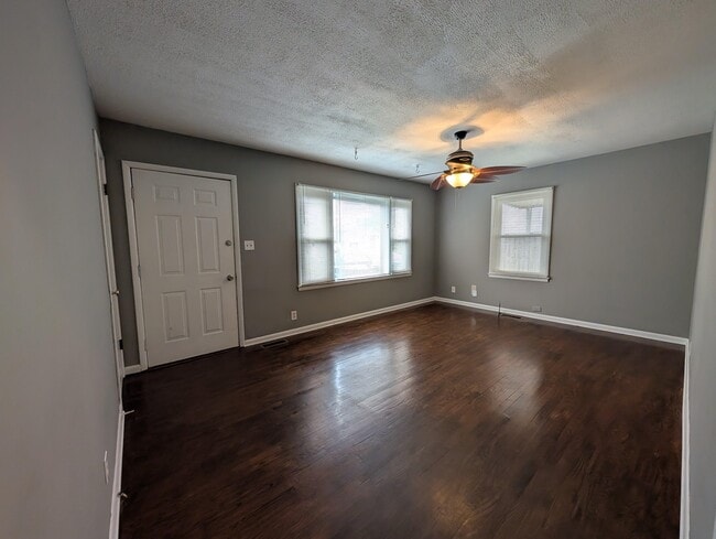 Photo - 1722 Nickerson Ave