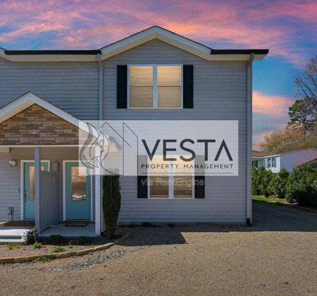 Building Photo - 113 Stone Dr