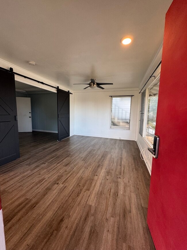 Photo - 1001 Belser St