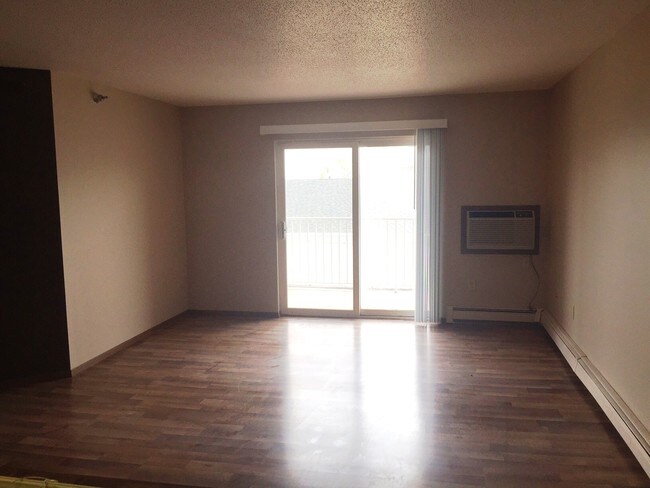 Photo - Southern Cross Apartments