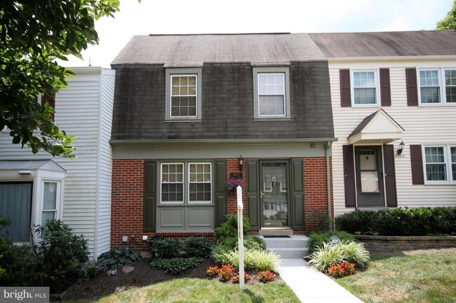 Front View - 9053 Loreleigh Way Townhome