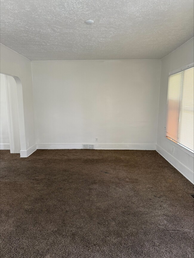 Photo - 12303 Cloverlawn Ave