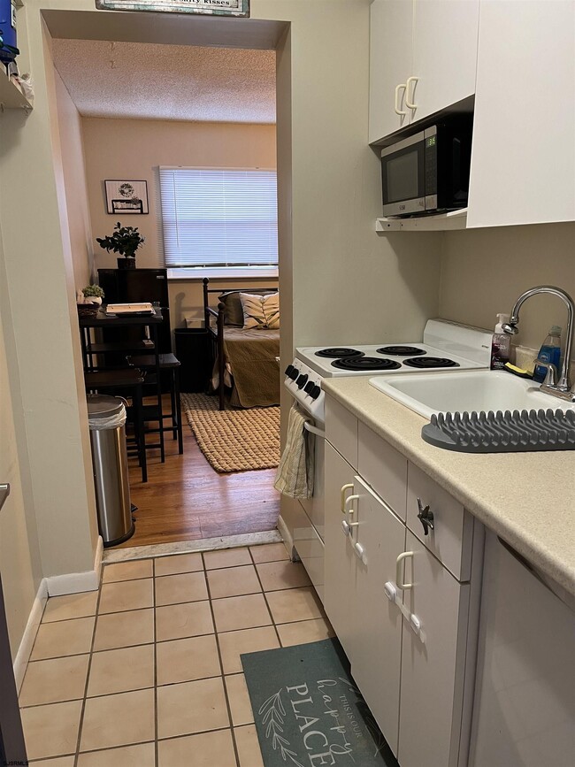 111 S Dudley Ave Condo Unit 211 Condo for Rent in Ventnor City, NJ