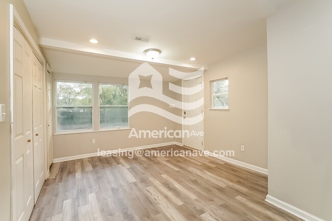 Photo - 3237 Beech Ave SW