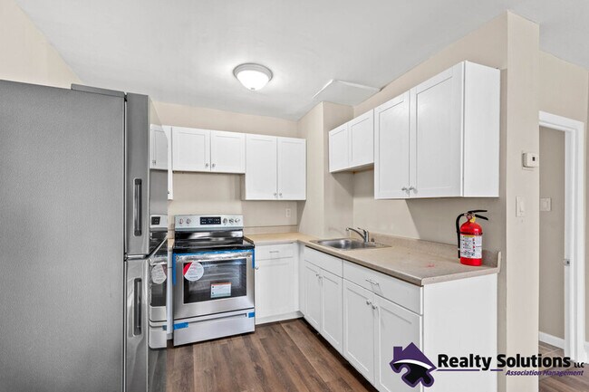Photo - 417 N Delaware St