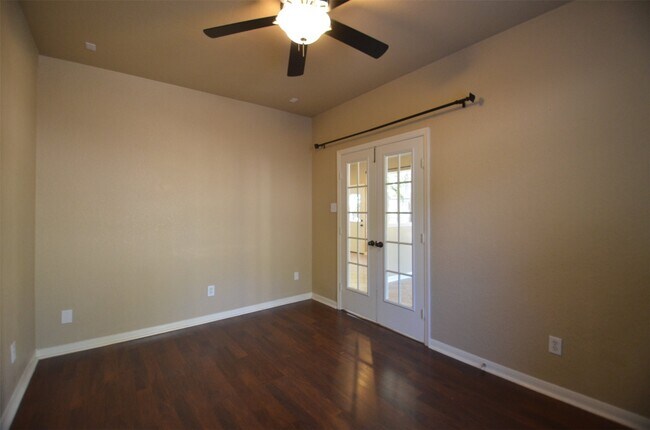 Building Photo - 75 N Misty Canyon Pl