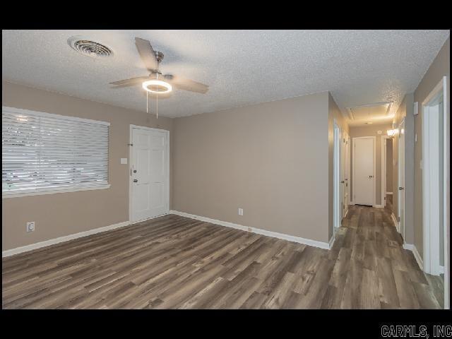 Photo - 4716 Buckingham Pl