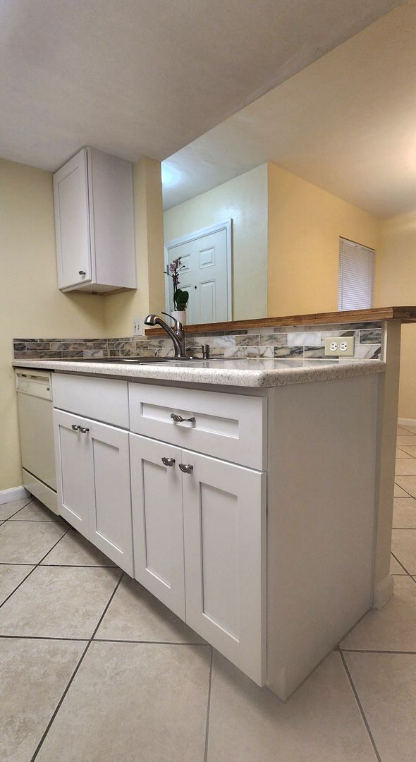 Photo - 2/2 in Timberway II!