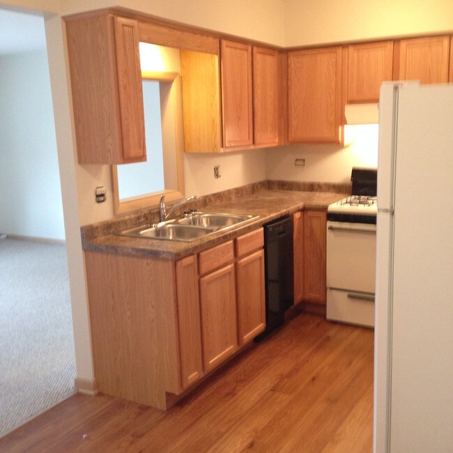 Photo - 1604 Richmond Street