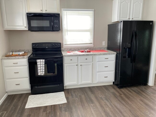 Photo - 3001 Underwood St