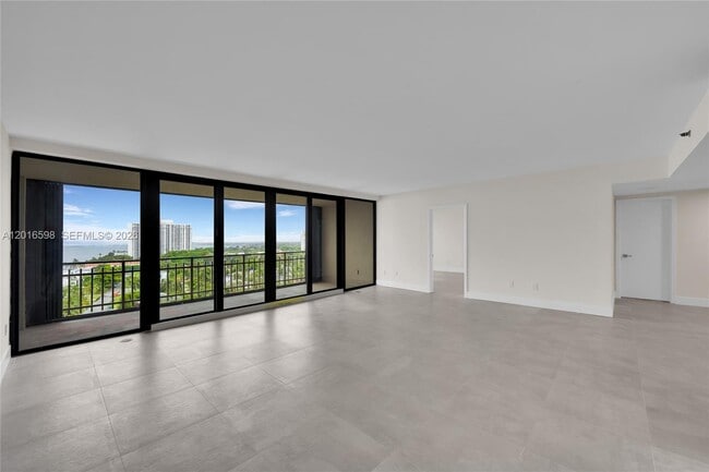 Photo - 11113 Biscayne Blvd Unit 1253