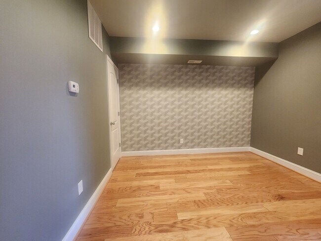 Photo - 303 Folcroft St Unit 2