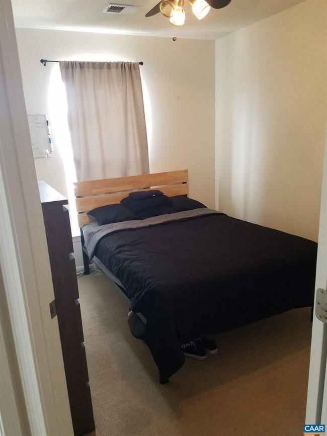 Photo - 813 Rainier Rd