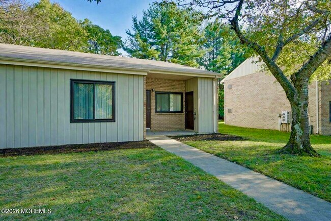 Photo - 210 Covered Bridge Blvd Unit D