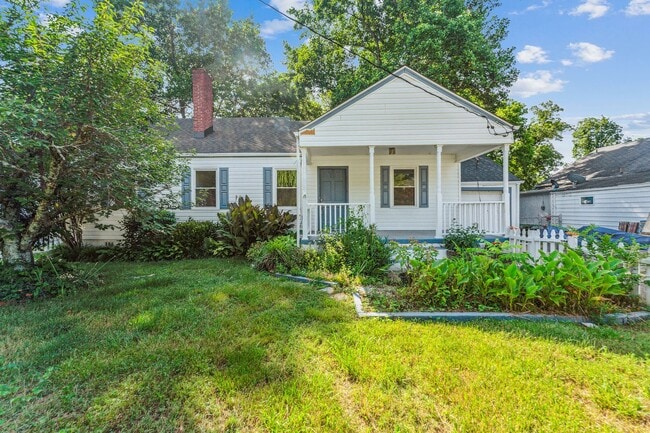 Photo - 806 S Moore Rd