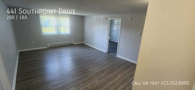 Photo - 44 Southpoint Dr