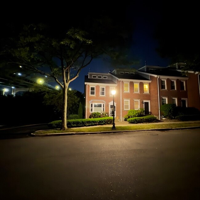 Building Photo - 1 Boatswains Wy Unit 1