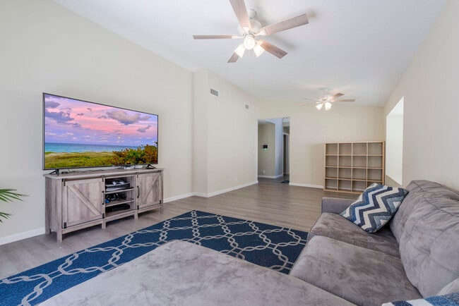 Photo - 1306 Wild Daisy Ln