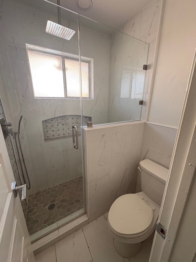 Photo - 3723 Westmeadow Dr