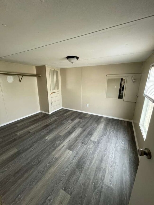 Photo - Eagle Estates Unit #4020