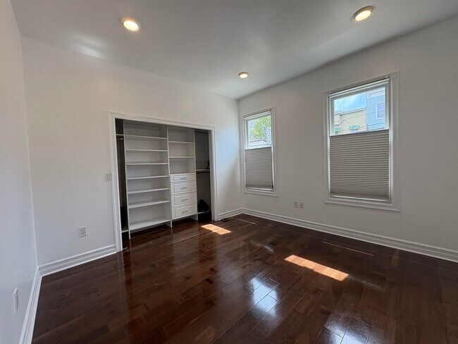 Photo - 232 Bowers St Unit 1