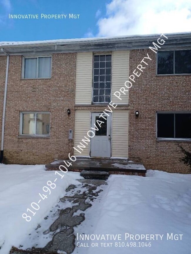 Building Photo - 6009 Holiday Gardens Dr Unit 2