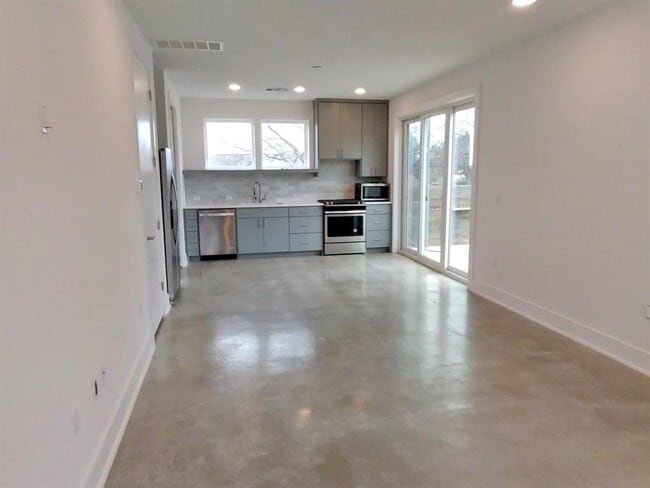 Photo - 7309 Bennett Ave